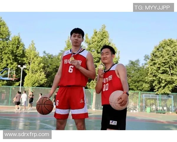 邹雨宸：从篮球场到人生舞台的奋斗与成长之路